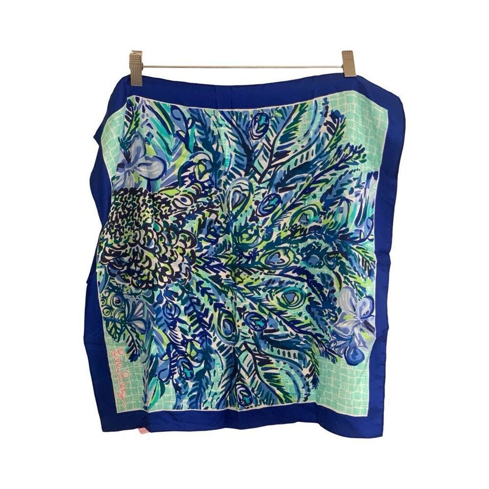 Lilly Pulitzer Sneak A Beak Bennet Blue Silk Scarf Vibrant 21x21 Peacock Print
